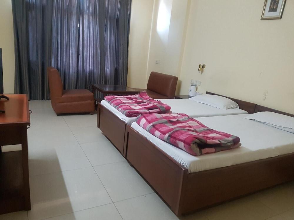 Chandīgarh Hotel Park Inn מראה חיצוני תמונה