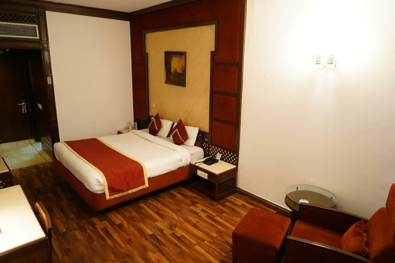 Chandīgarh Hotel Park Inn מראה חיצוני תמונה